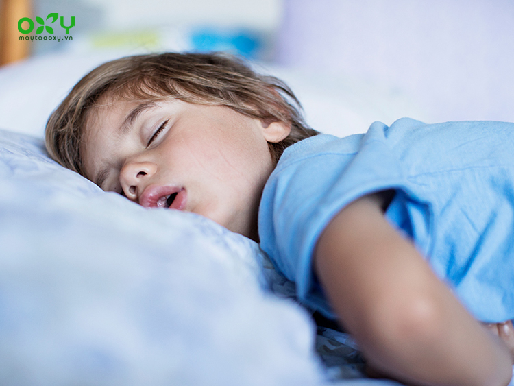 Ngáy là một triệu chứng đặc trưng của chứng ngưng thở khi ngủ ở trẻ