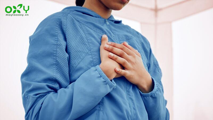 Một số chấn thương vùng ngực bao gồm rách cơ, giập cơ sẽ khiến bạn bị đau ngực bên phải