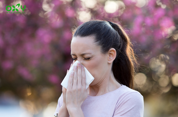 Lâu lâu bị khó thở có thể do phấn hoa, nấm mốc và các chất gây dị ứng