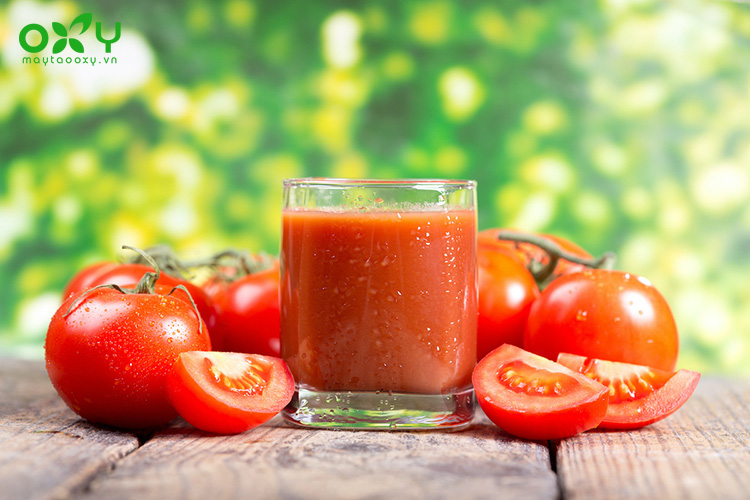 Uống nước ép cà chua ngăn ngừa các bệnh mãn tính, bảo vệ chống lại bệnh ung thư