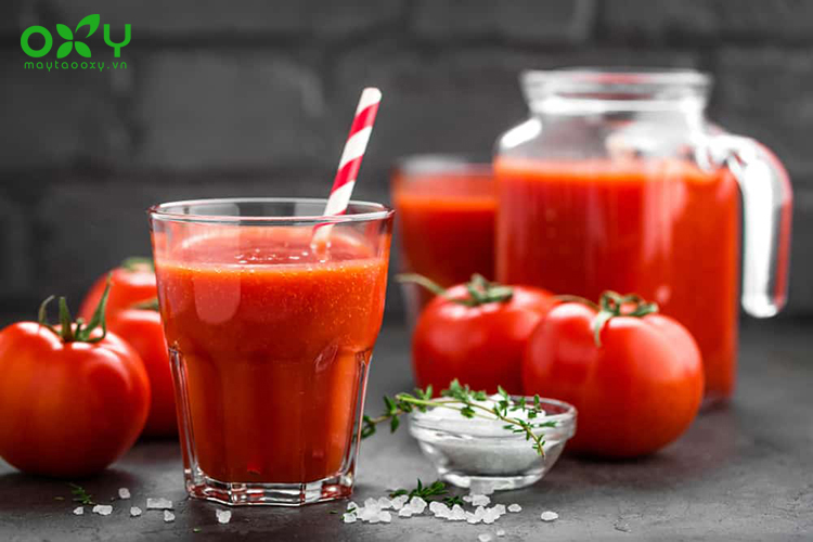 Cà chua có lượng calo tương đối thấp nhưng lại chứa nhiều chất xơ tốt cho quá trình giảm cân